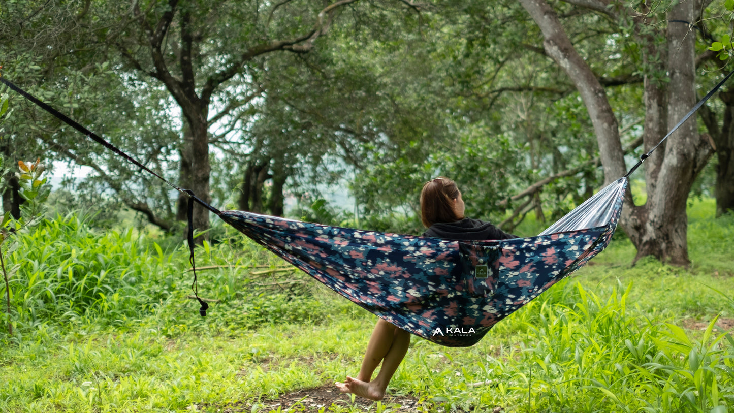 CAMPING HAMMOCK